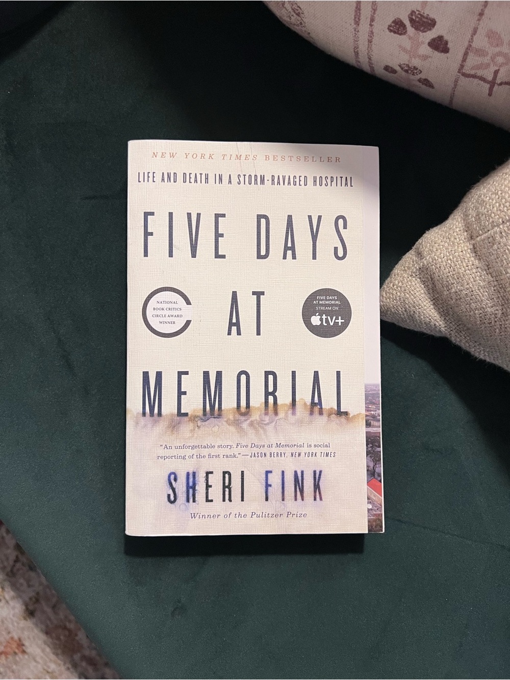 Five Days at Memorial by Sheri Fink — White Cover Hardcover/Paperback